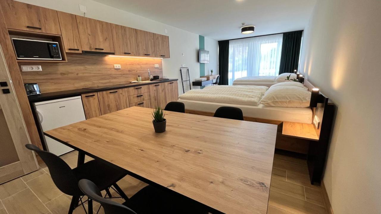 Rezidex Apartmanhaz セゲド エクステリア 写真