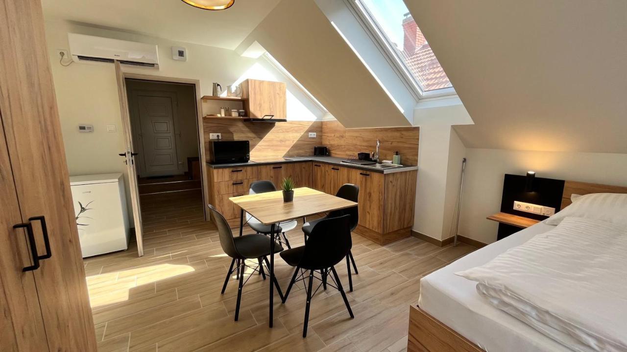 Rezidex Apartmanhaz セゲド エクステリア 写真