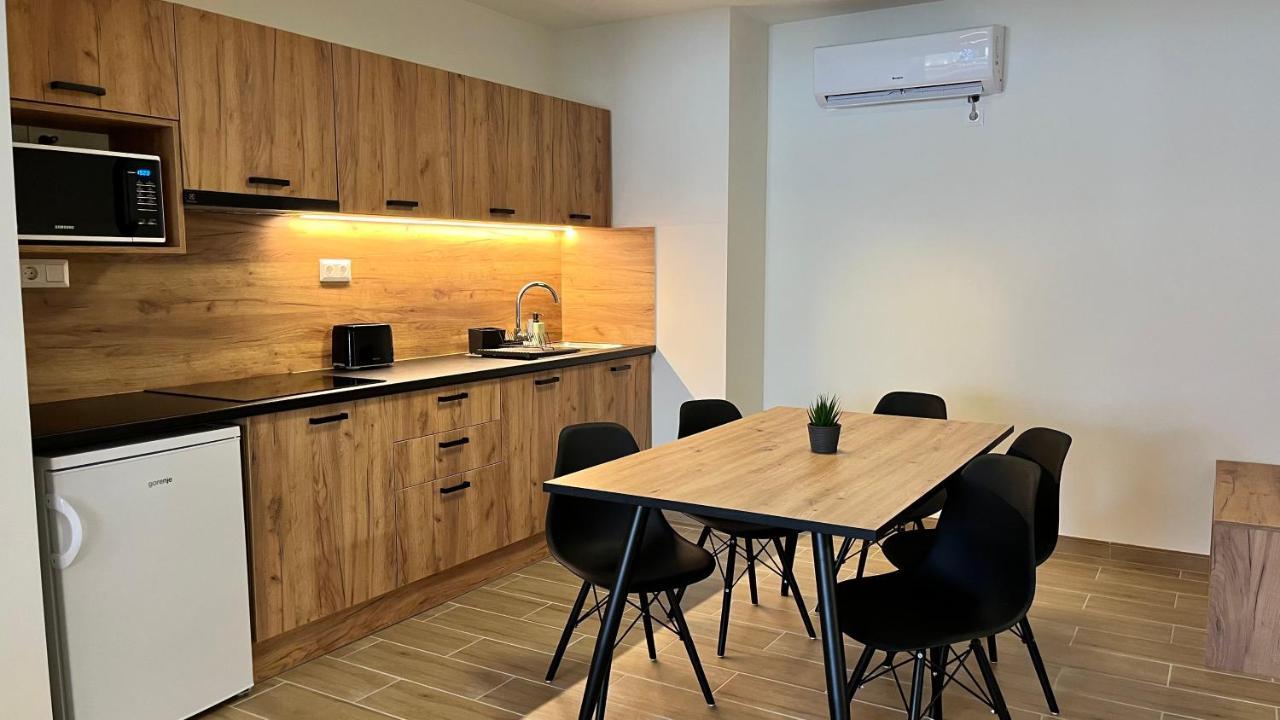 Rezidex Apartmanhaz セゲド エクステリア 写真