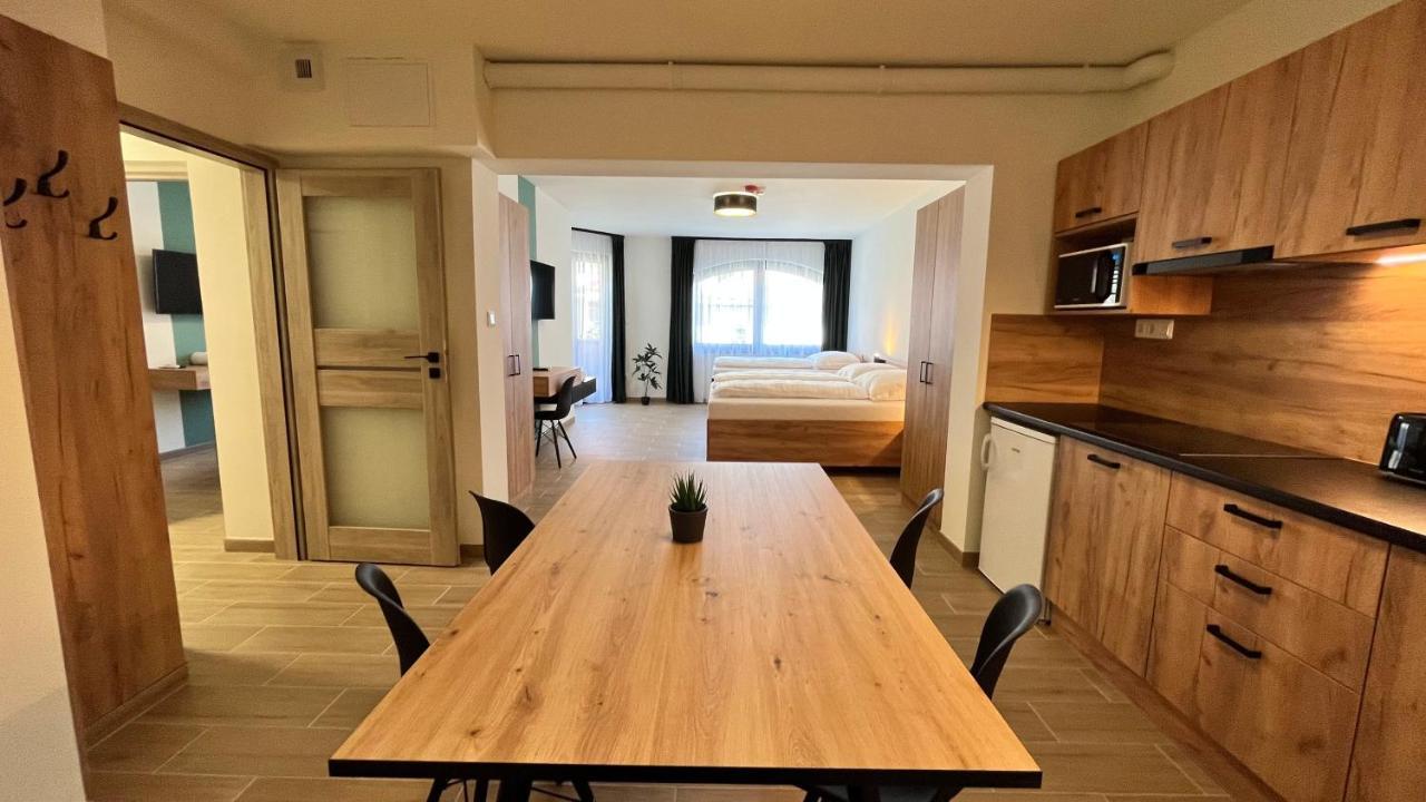 Rezidex Apartmanhaz セゲド エクステリア 写真